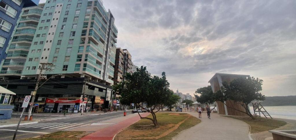 Cobertura C/ Vista Para O Mar E Montanhas, Churrasqueira, 4 Quartos 2 Vg Garagem Guarapari Ngoại thất bức ảnh